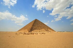 Pyramida